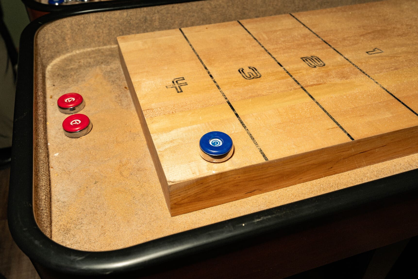 Shuffleboard hos ParkN — detalj